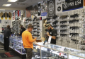 U Americi oboren rekord u kupovini oružja na Crni petak