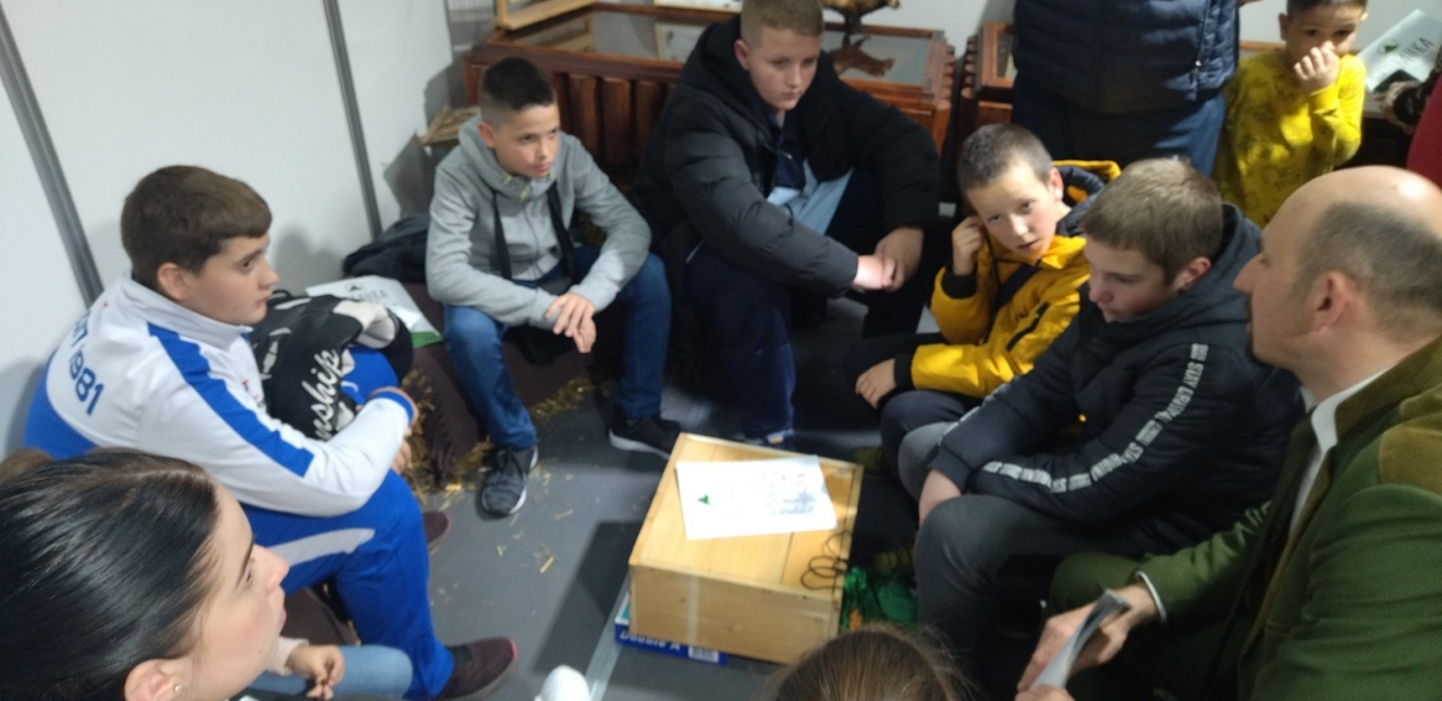 Komisija za lovački podmladak LSS-a uspešno organizovala edukativne radionice za najmlađe na sajmu lova u Beogradu